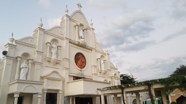 Visita Iglesia Road Trip Via TPLEX