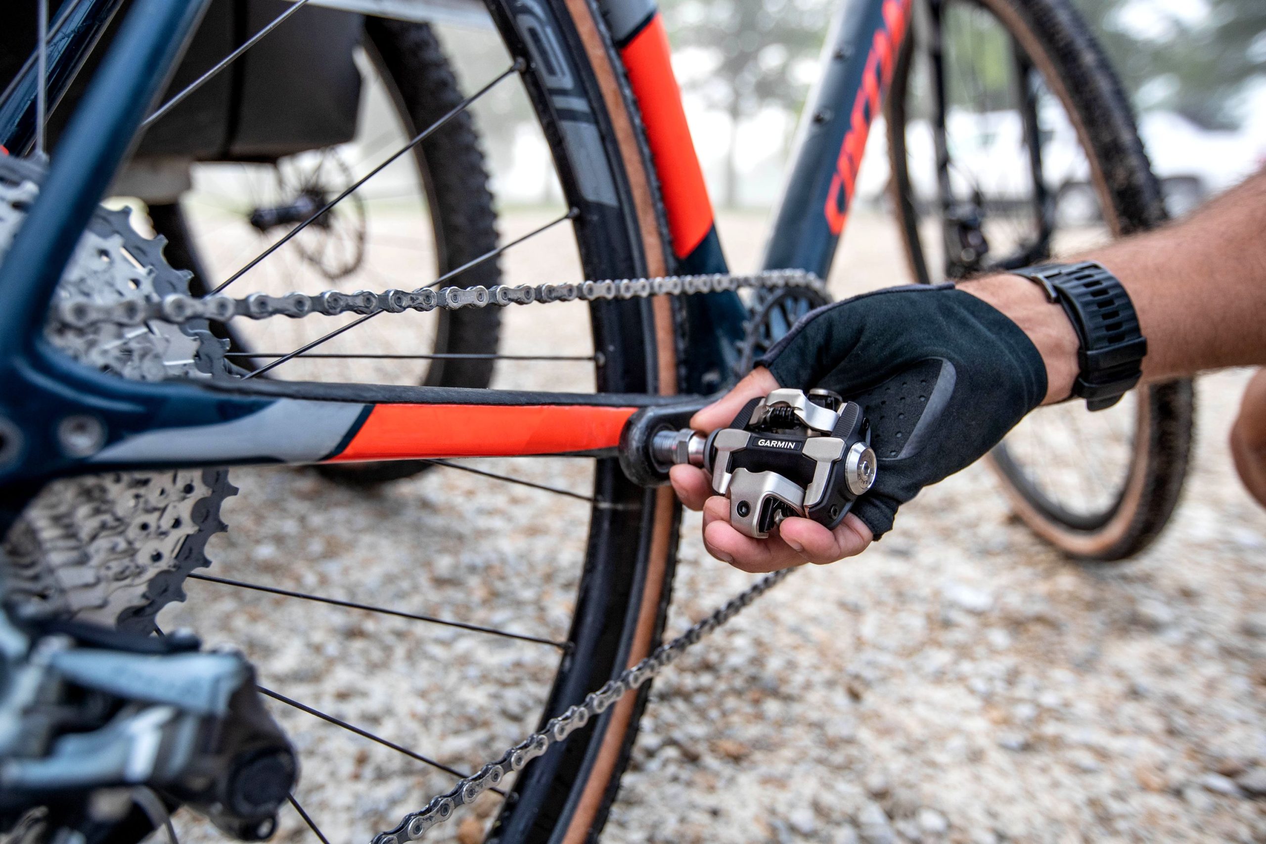 Garmin empowers cyclists with new Edge 1040 Solar Cycling Computer and Rally XC200 Power Meter