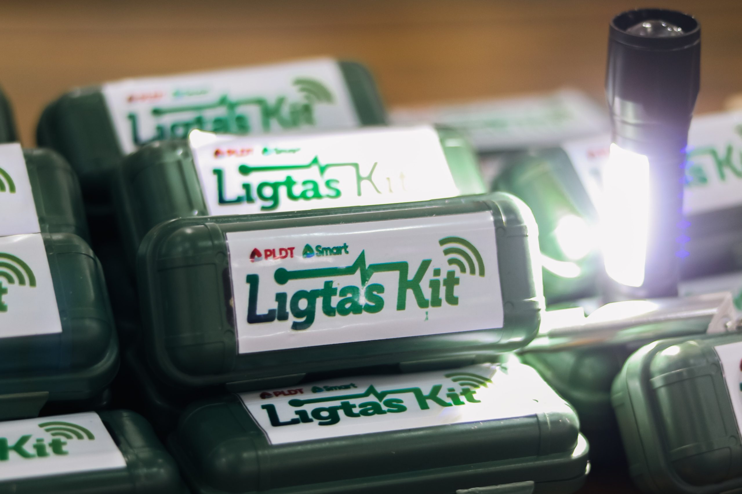 PLDT, Smart's all-in-one Ligtas Kits save lives in Bantayan Island LGUs
