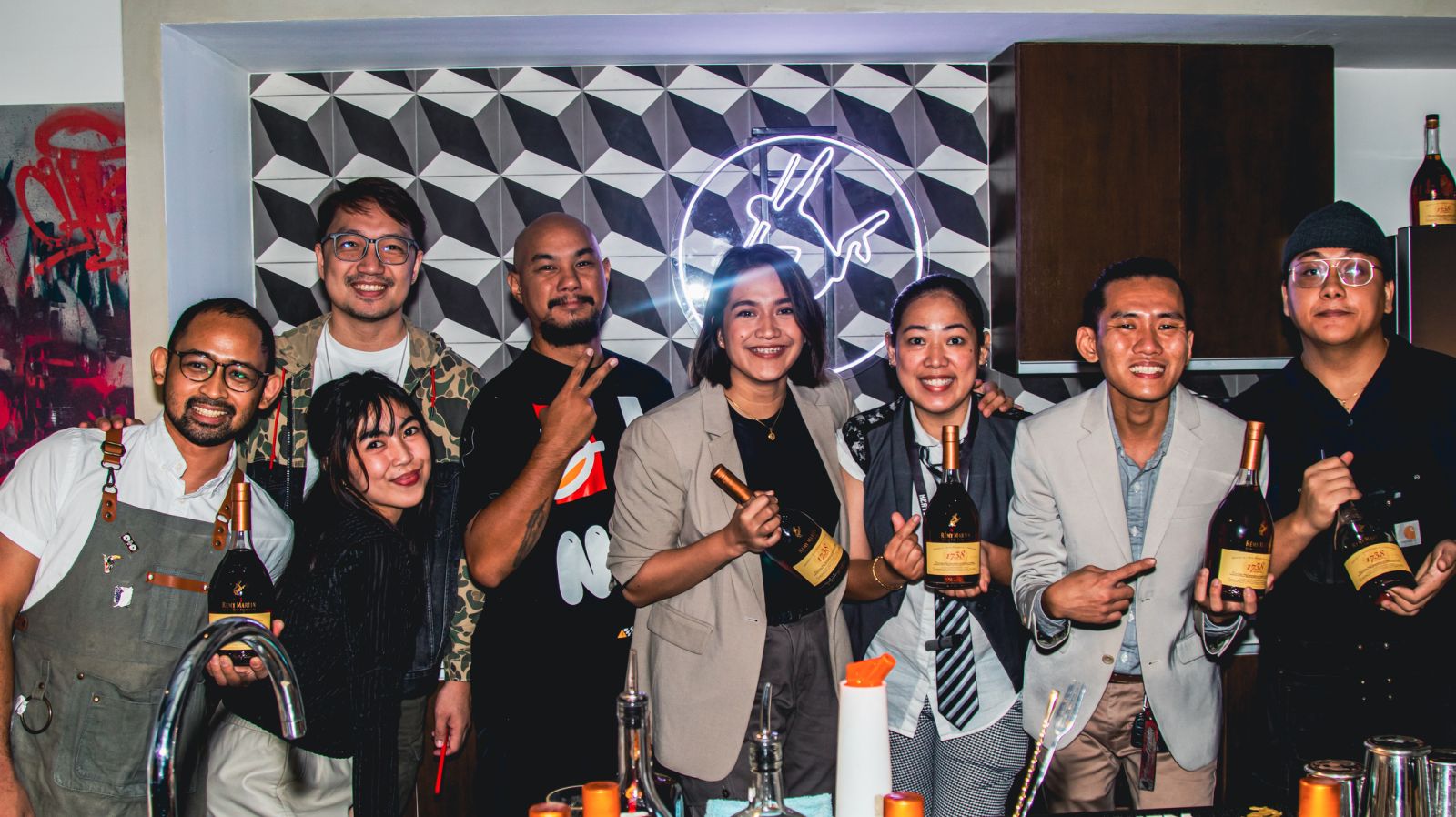 Remy Martin holds first 1738 Accord Royal pop-up-bar event, celebrates creativity and excellence with local artists 