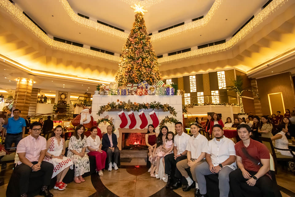 Century Park Hotel Manila officially welcomes the Christmas season with its most-awaited Christmas Tree Lighting